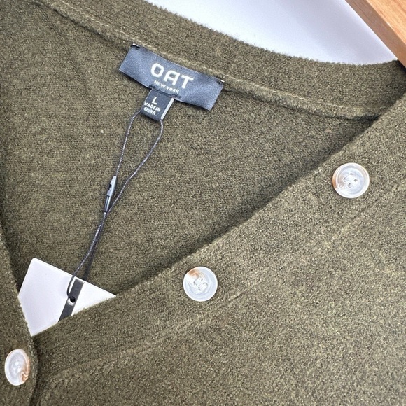 Oat New York Wool Blend Henley Sweater army Green NWT medium M - Picture 2 of 3